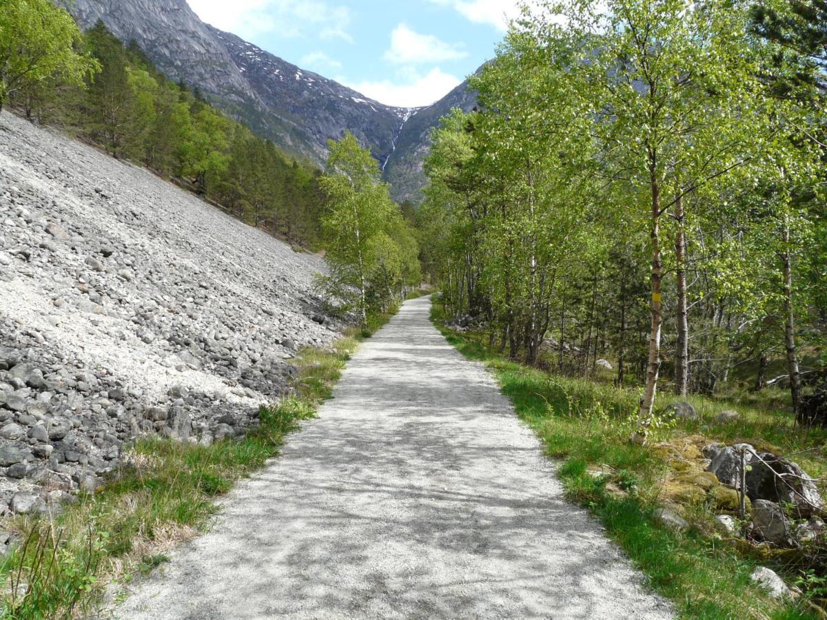 Kvamsdal Pensjonat 2 Eidfjord Exterior photo